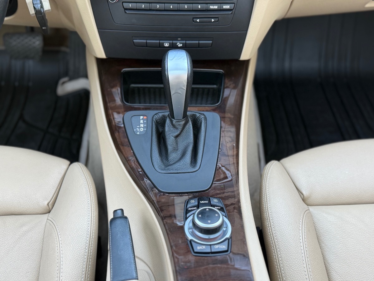 Photo 27 of this BMW 3 Series