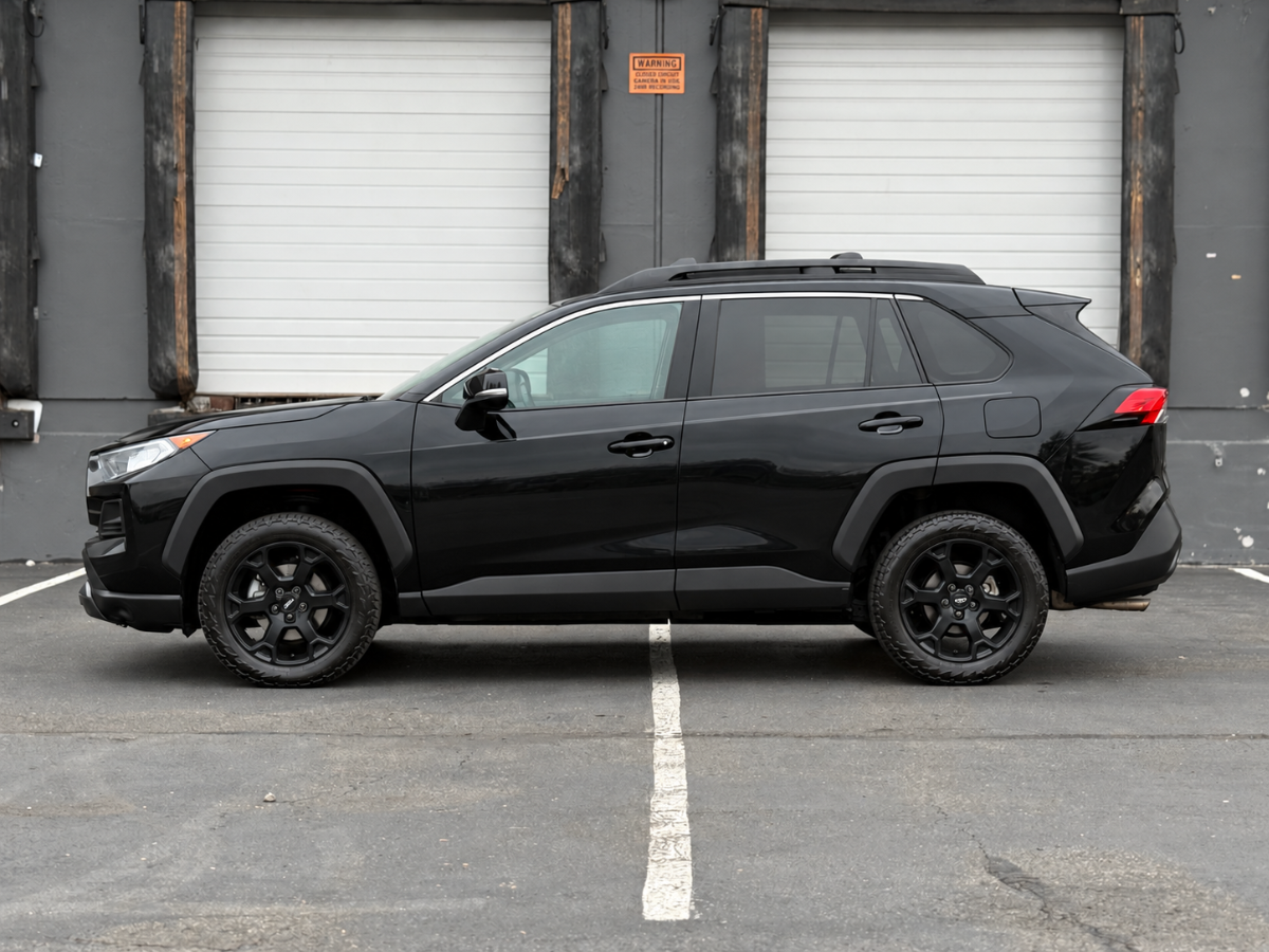 Photo 7 of this Toyota RAV4
