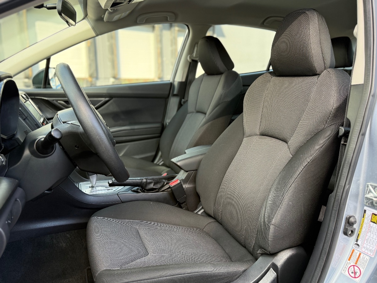 Photo 12 of this Subaru Impreza