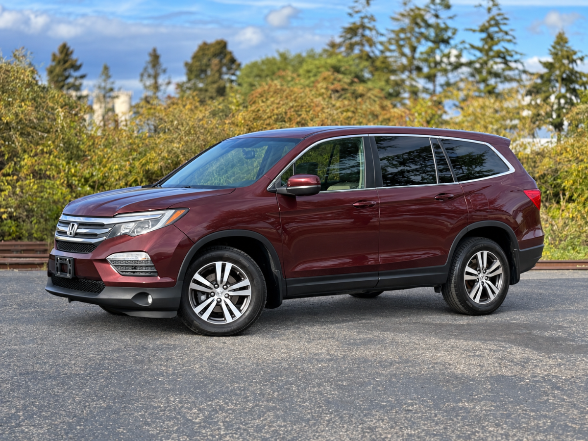 Photo 8 of this Honda Pilot