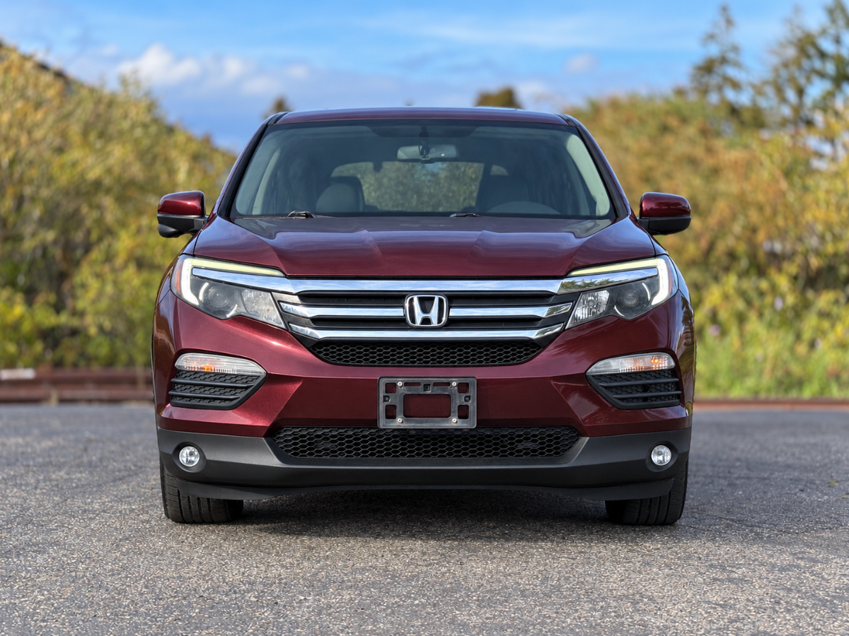 Photo 9 of this Honda Pilot