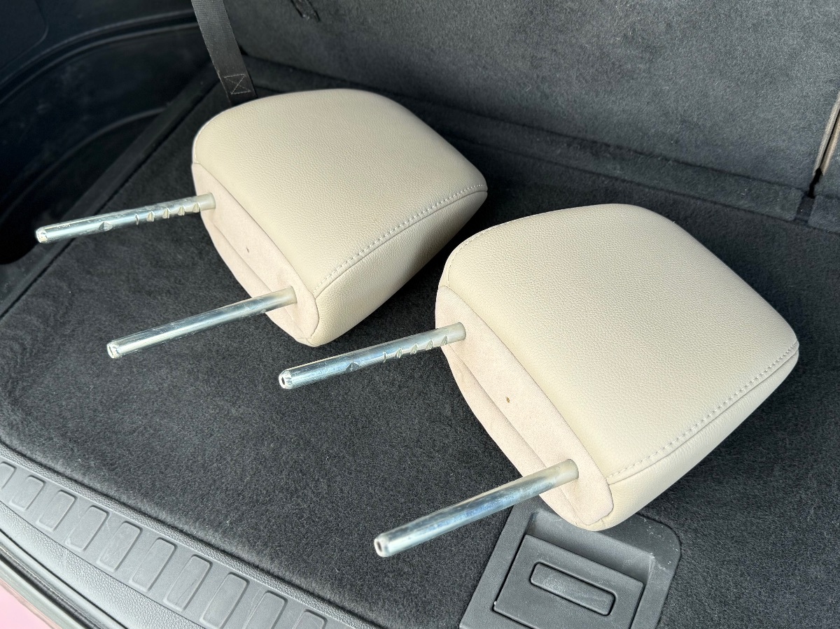Photo 32 of this Honda Pilot