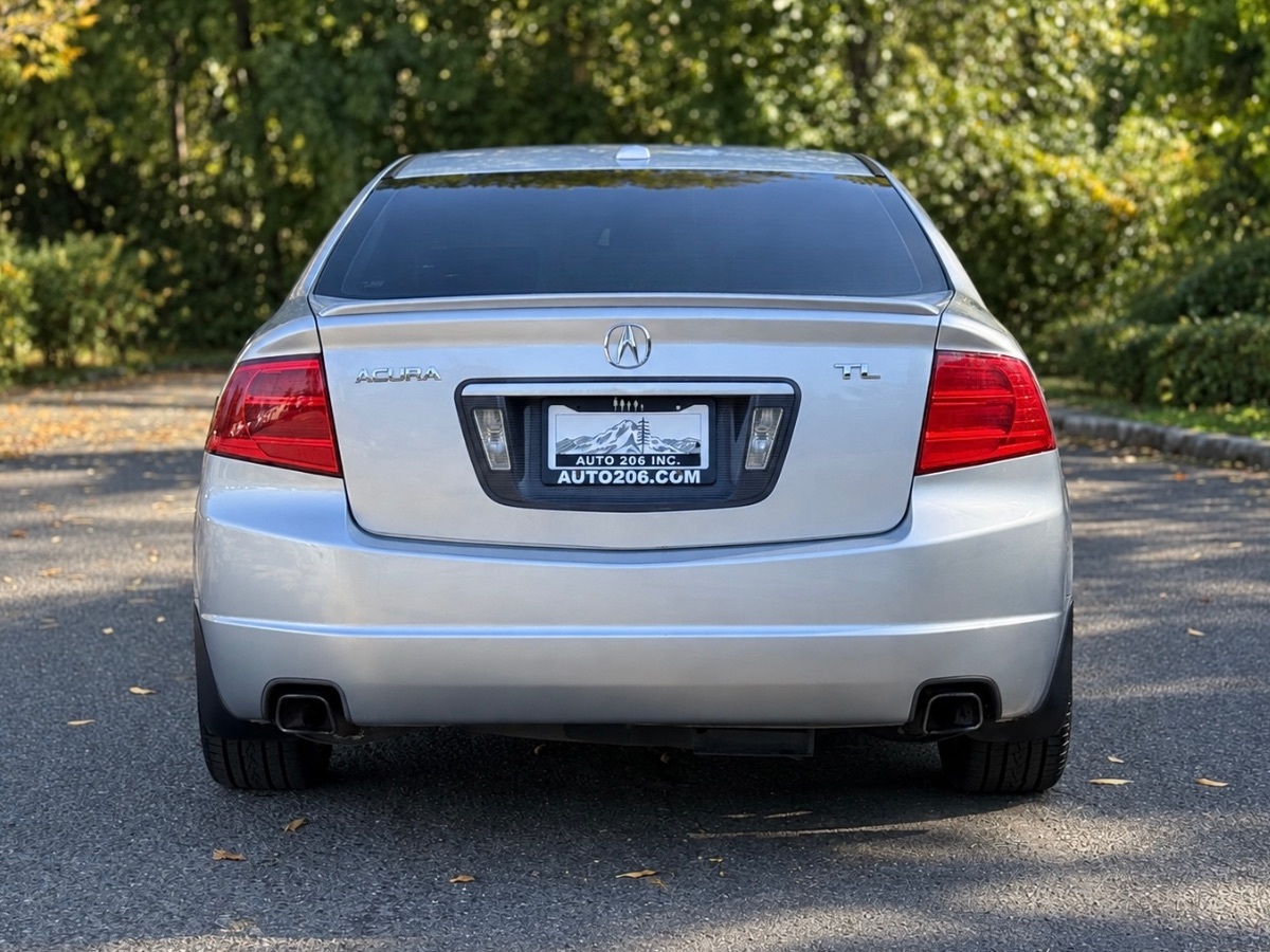 Photo 4 of this Acura TL
