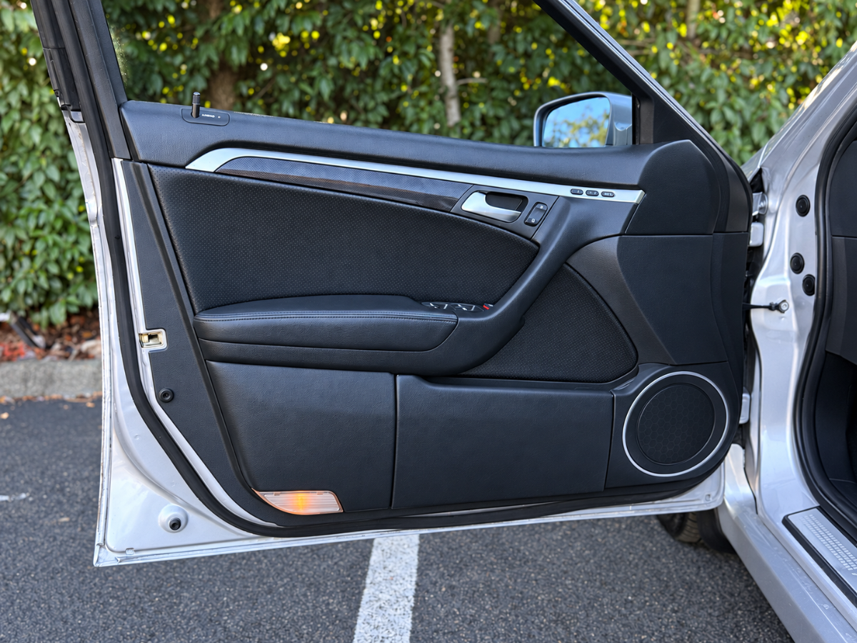 Photo 9 of this Acura TL