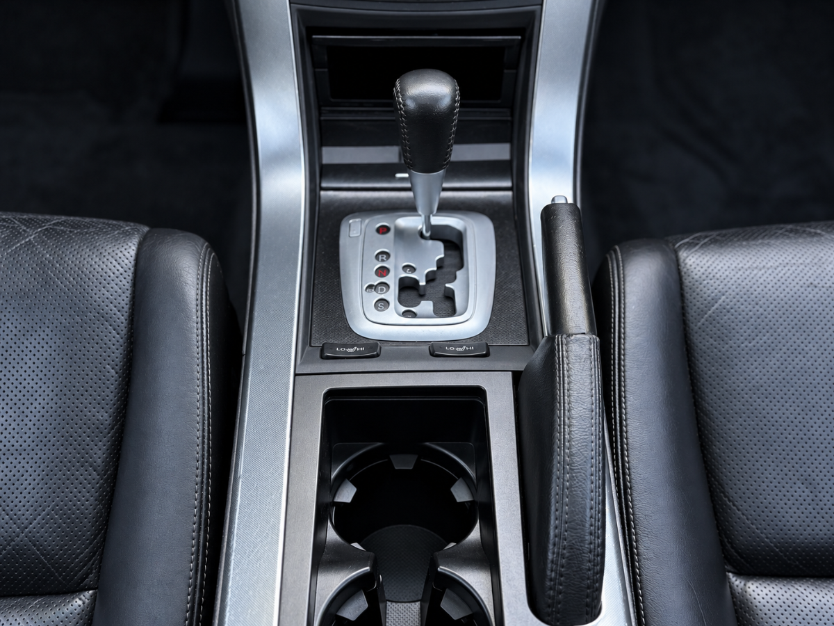Photo 27 of this Acura TL