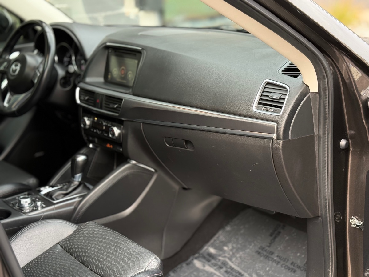 Photo 14 of this Mazda CX-5
