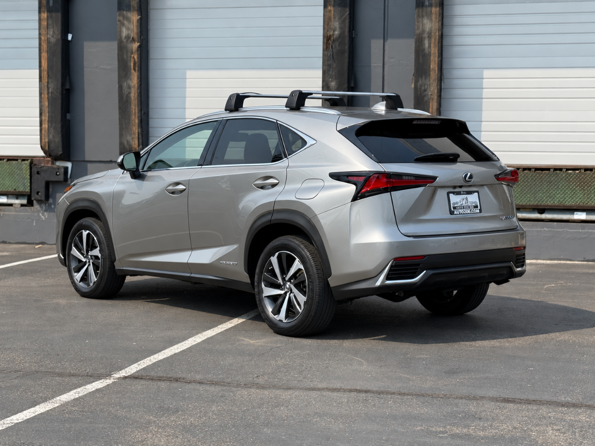 Photo 6 of this Lexus NX 300