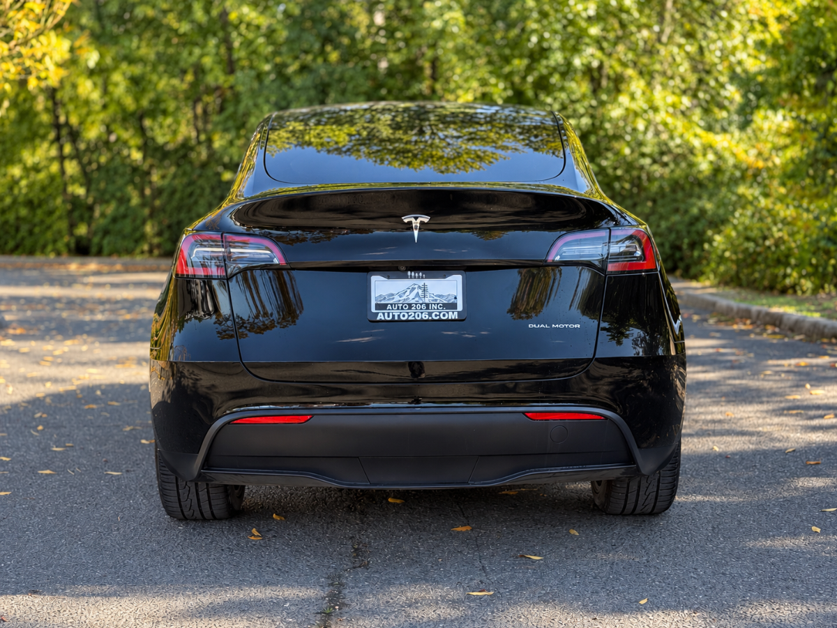 Photo 4 of this Tesla Model Y