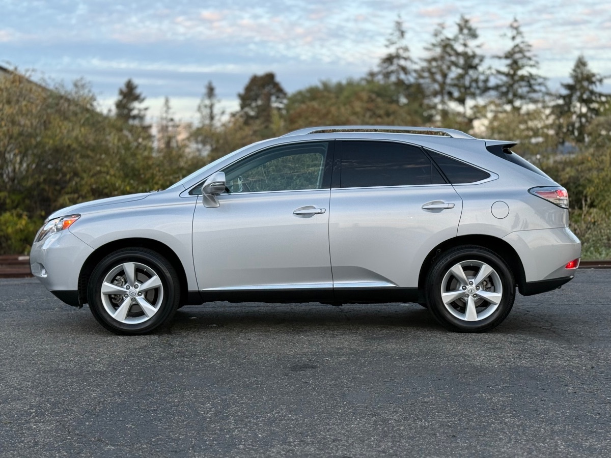 Photo 7 of this Lexus RX 350