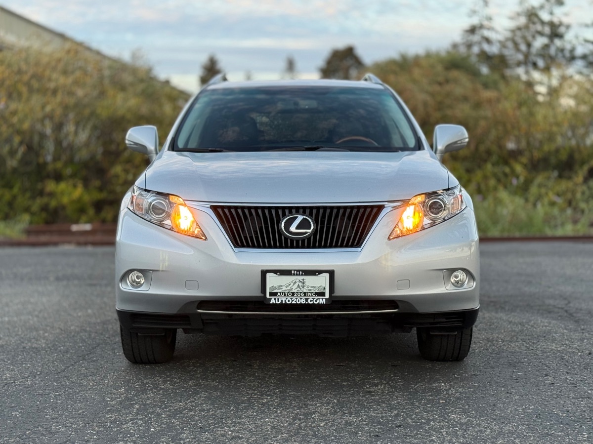 Photo 9 of this Lexus RX 350