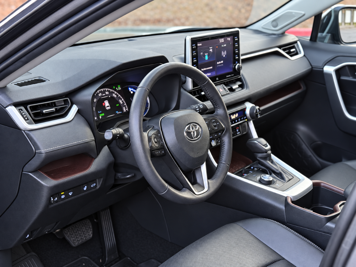 Photo 12 of this Toyota RAV4