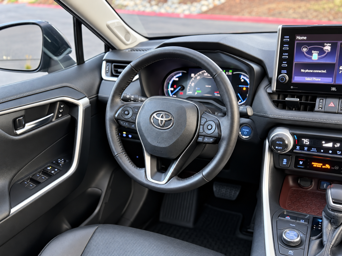 Photo 21 of this Toyota RAV4