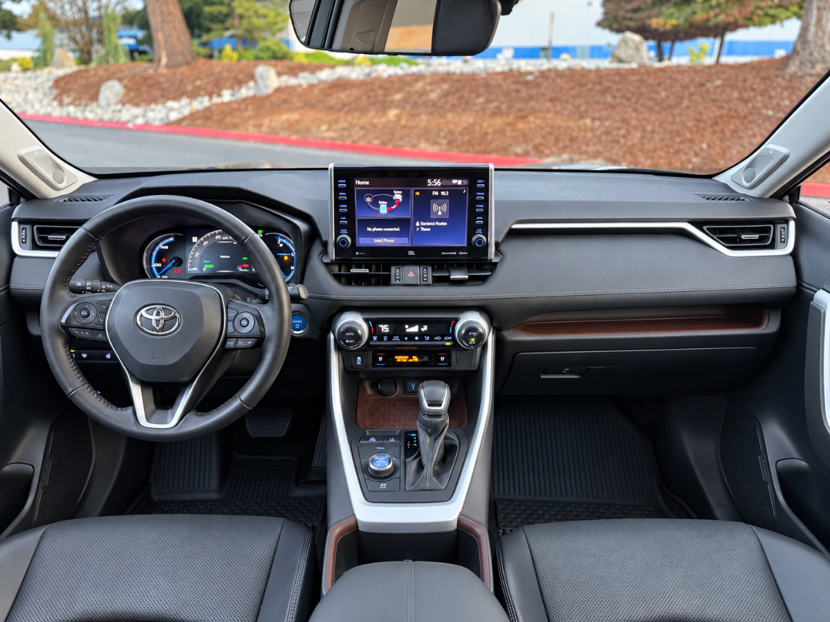Photo 23 of this Toyota RAV4