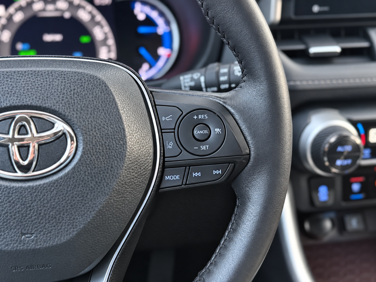 Photo 26 of this Toyota RAV4