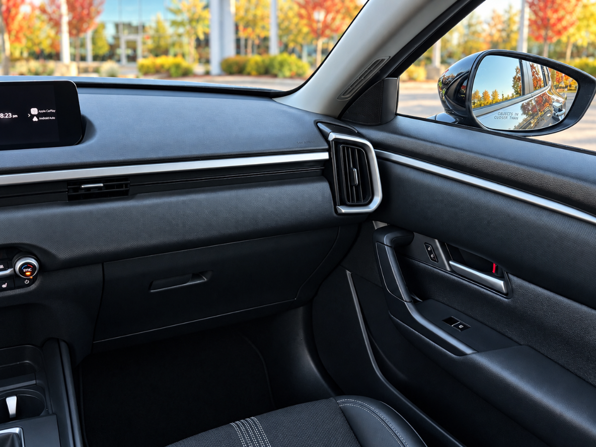 Photo 21 of this Mazda CX-50