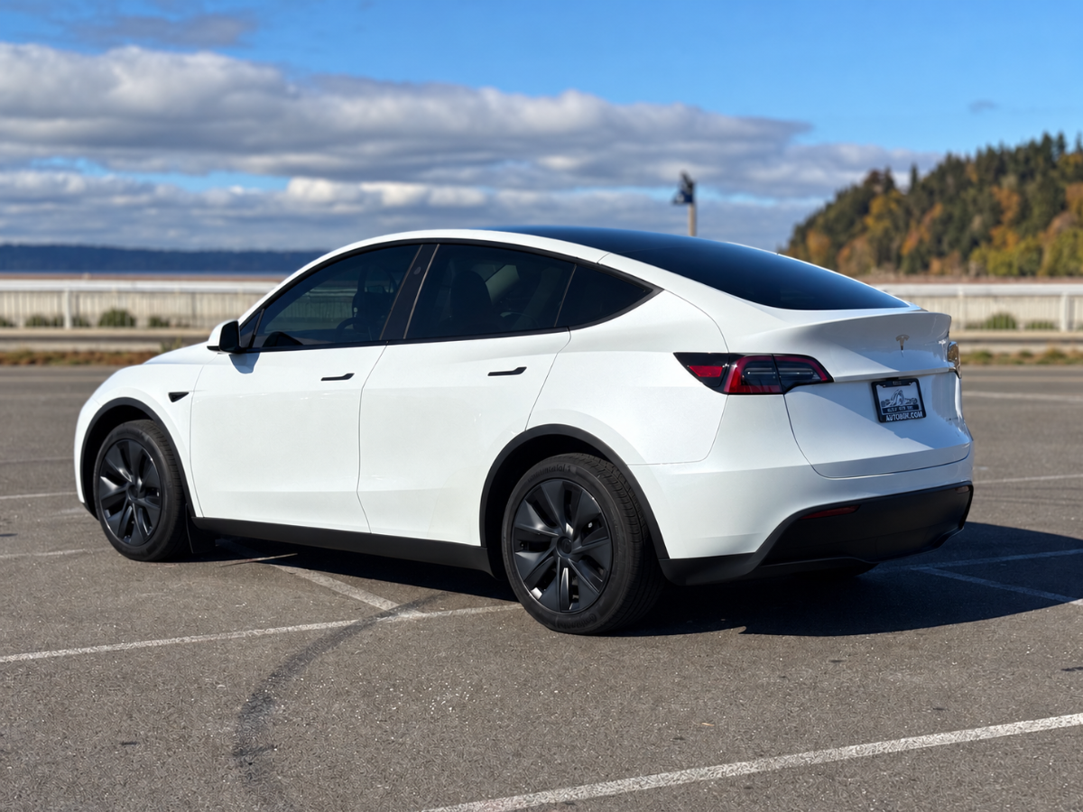 Photo 6 of this Tesla Model Y