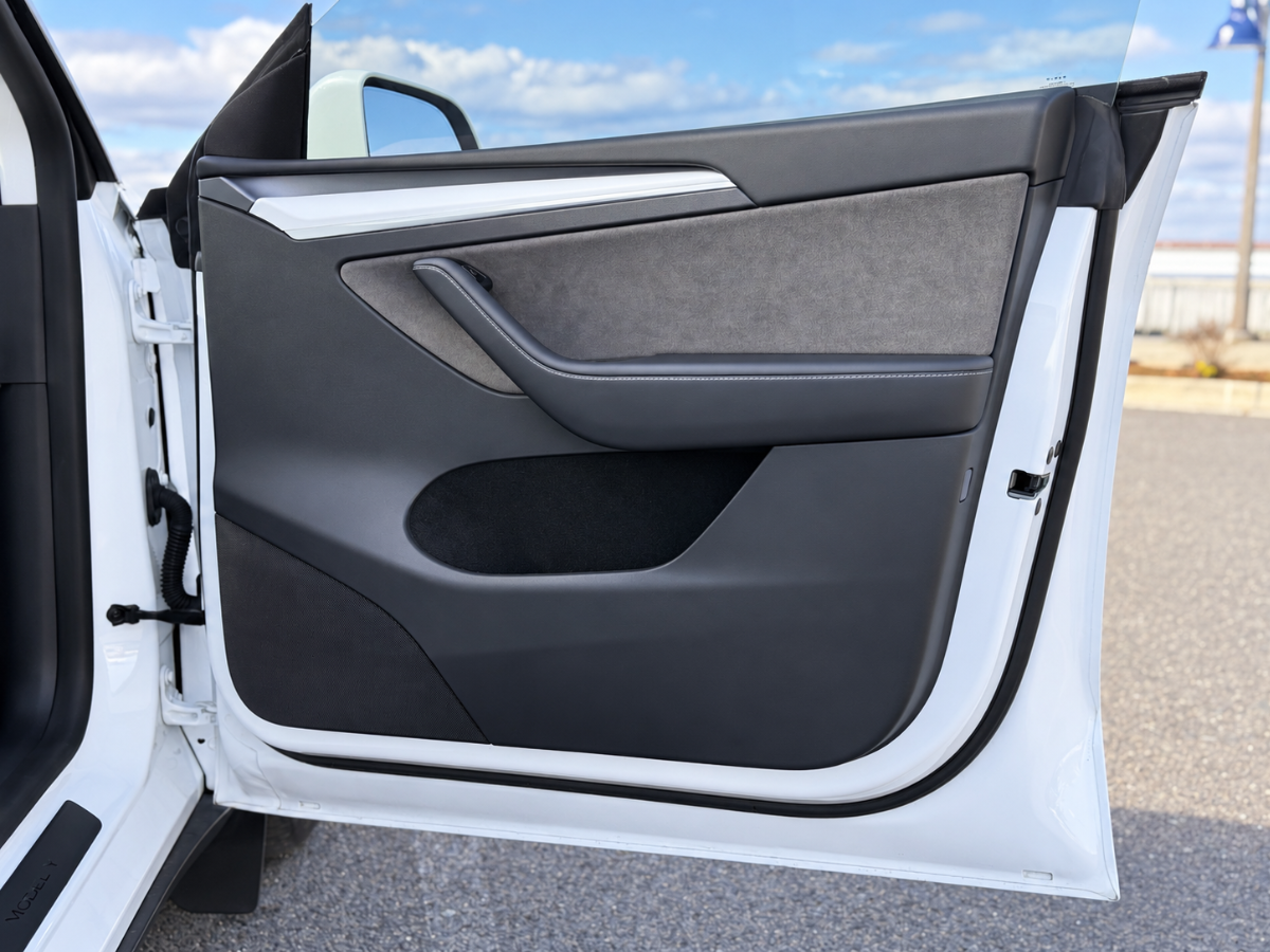 Photo 15 of this Tesla Model Y
