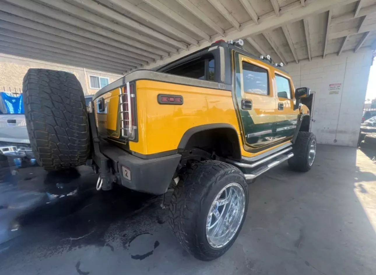 2006 Hummer H2 3/4 Ton photo 3