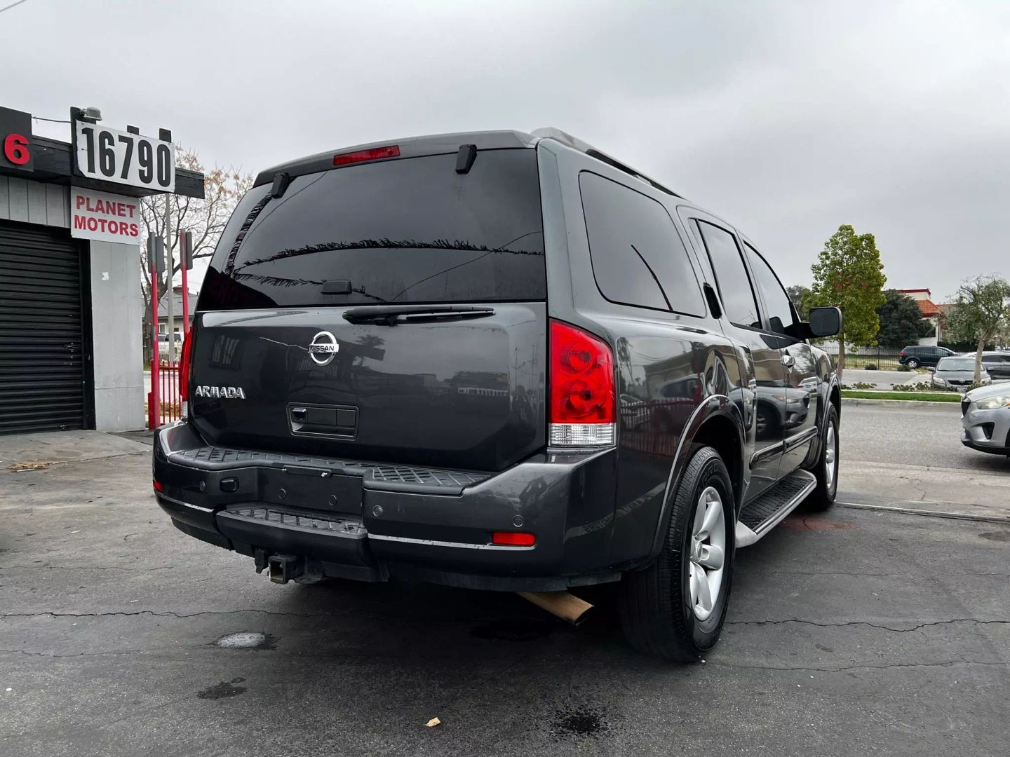 2011 Nissan Armada SV - Photo 6