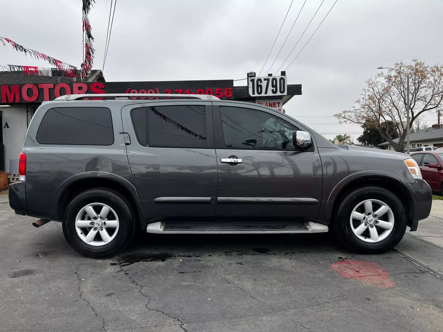 2011 Nissan Armada SV - Photo 7