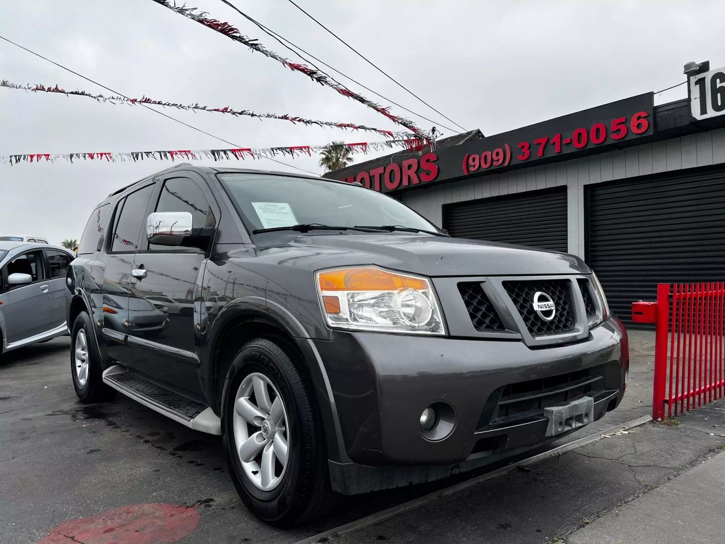 2011 Nissan Armada SV - Photo 8