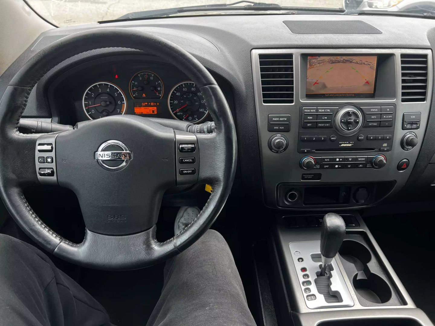 2011 Nissan Armada SV - Photo 23