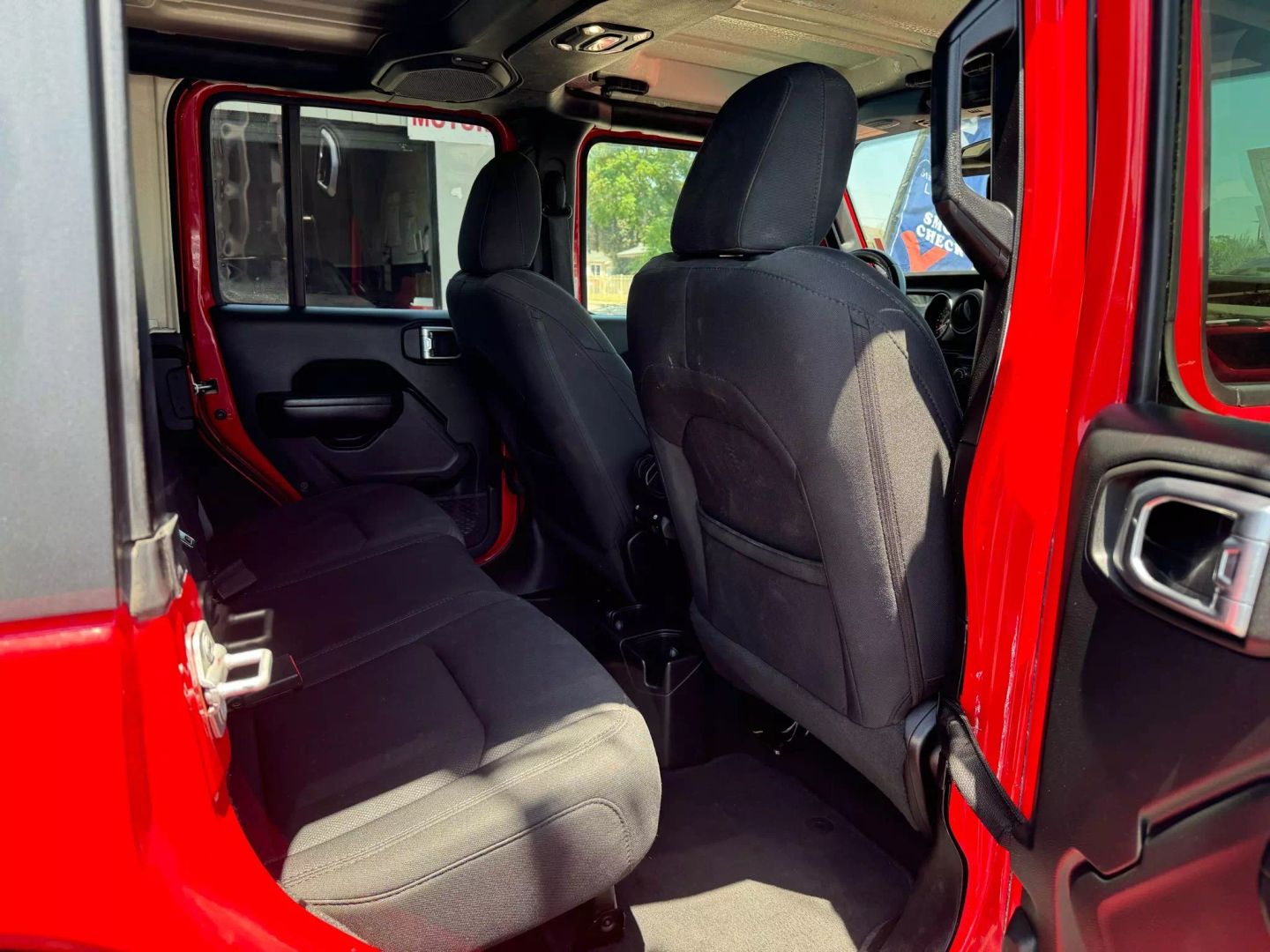 2020 Jeep Wrangler Unlimited Sport S photo 13