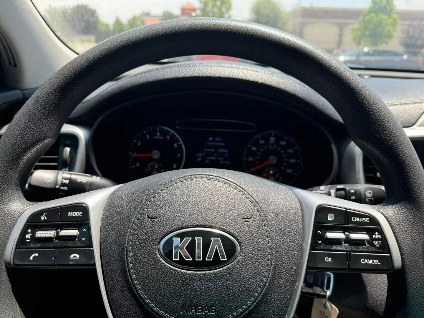 Photo 6 of this Kia Sorento