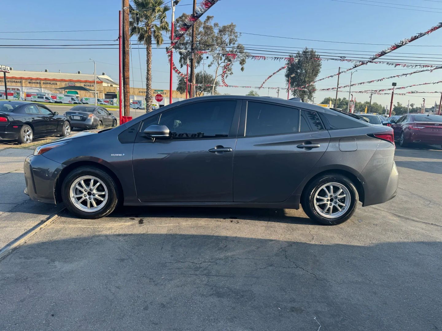 2021 Toyota Prius LE - Photo 3