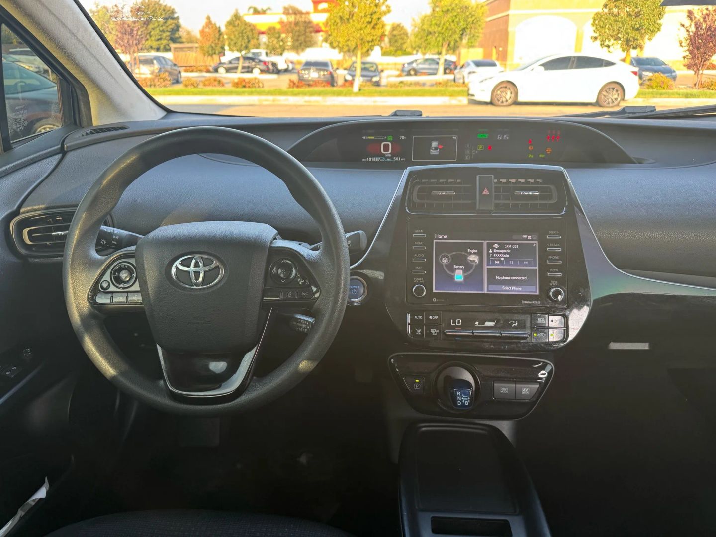 2021 Toyota Prius LE - Photo 13
