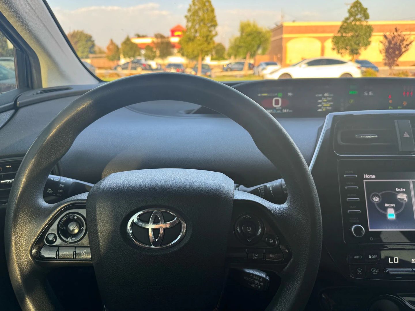 2021 Toyota Prius LE - Photo 15