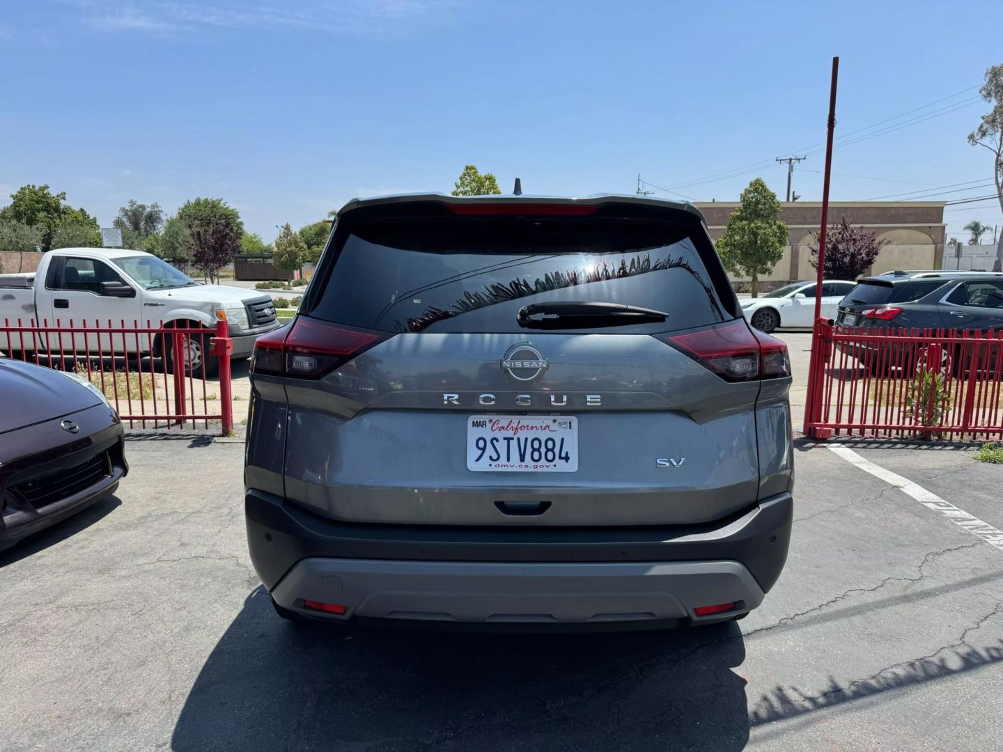 2023 Nissan Rogue SV - Photo 5