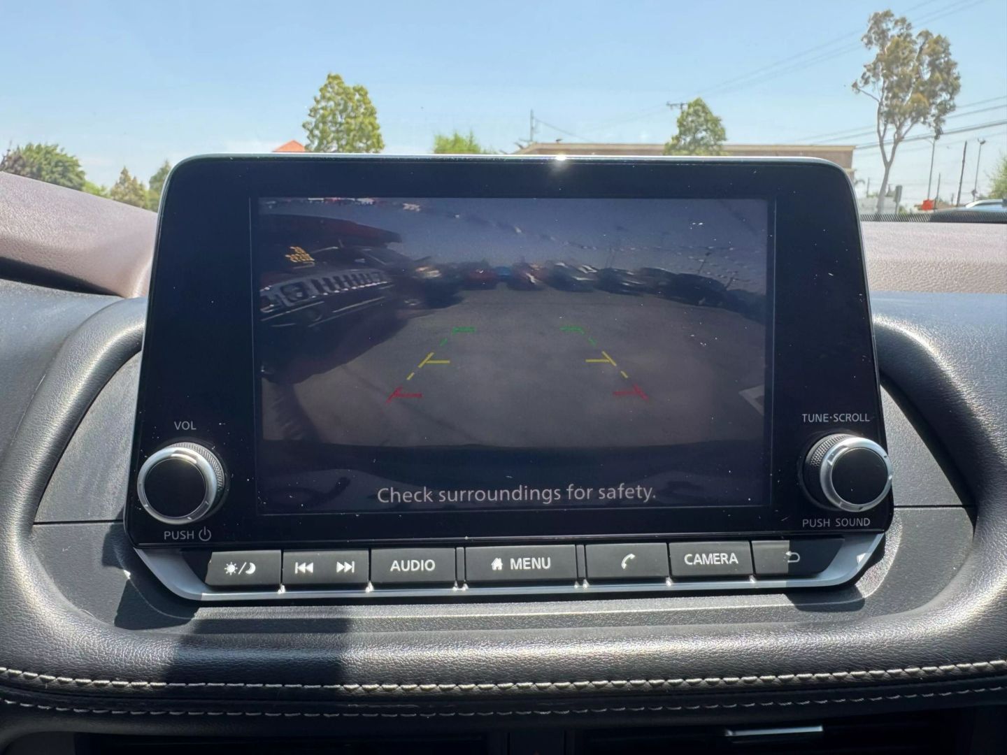 2023 Nissan Rogue SV photo 16