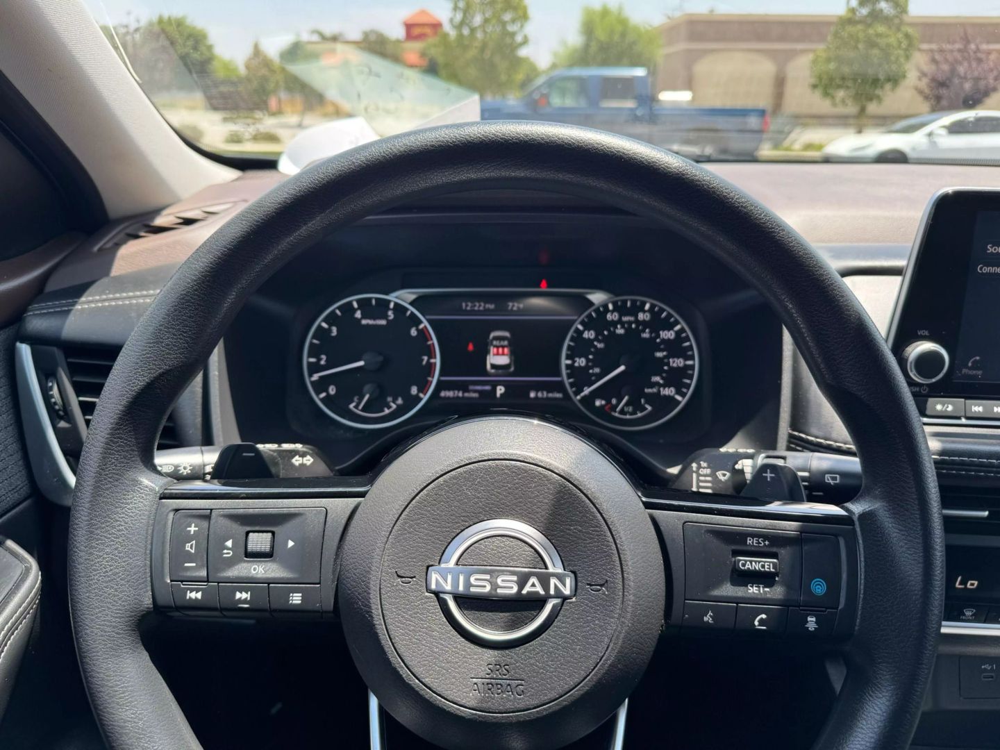 2023 Nissan Rogue SV photo 17