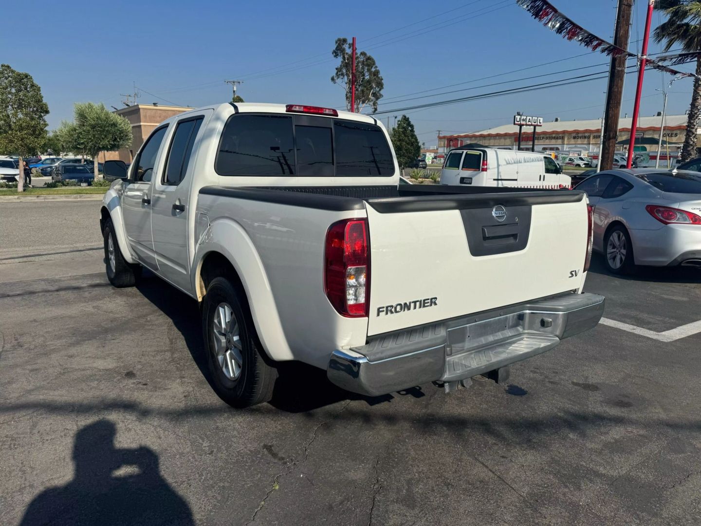 2019 Nissan Frontier SV photo 3
