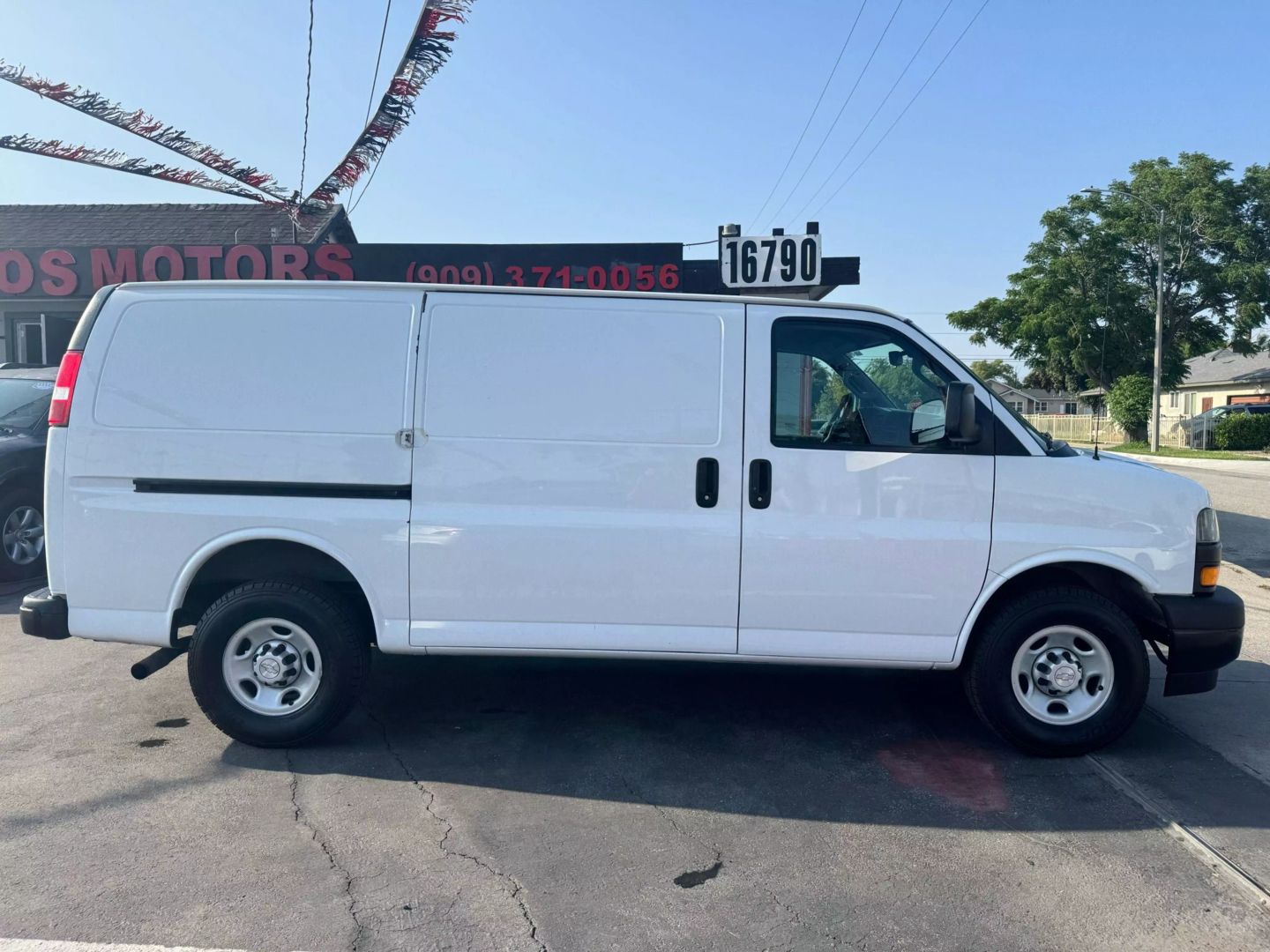 2019 Chevrolet Express Cargo Van photo 7