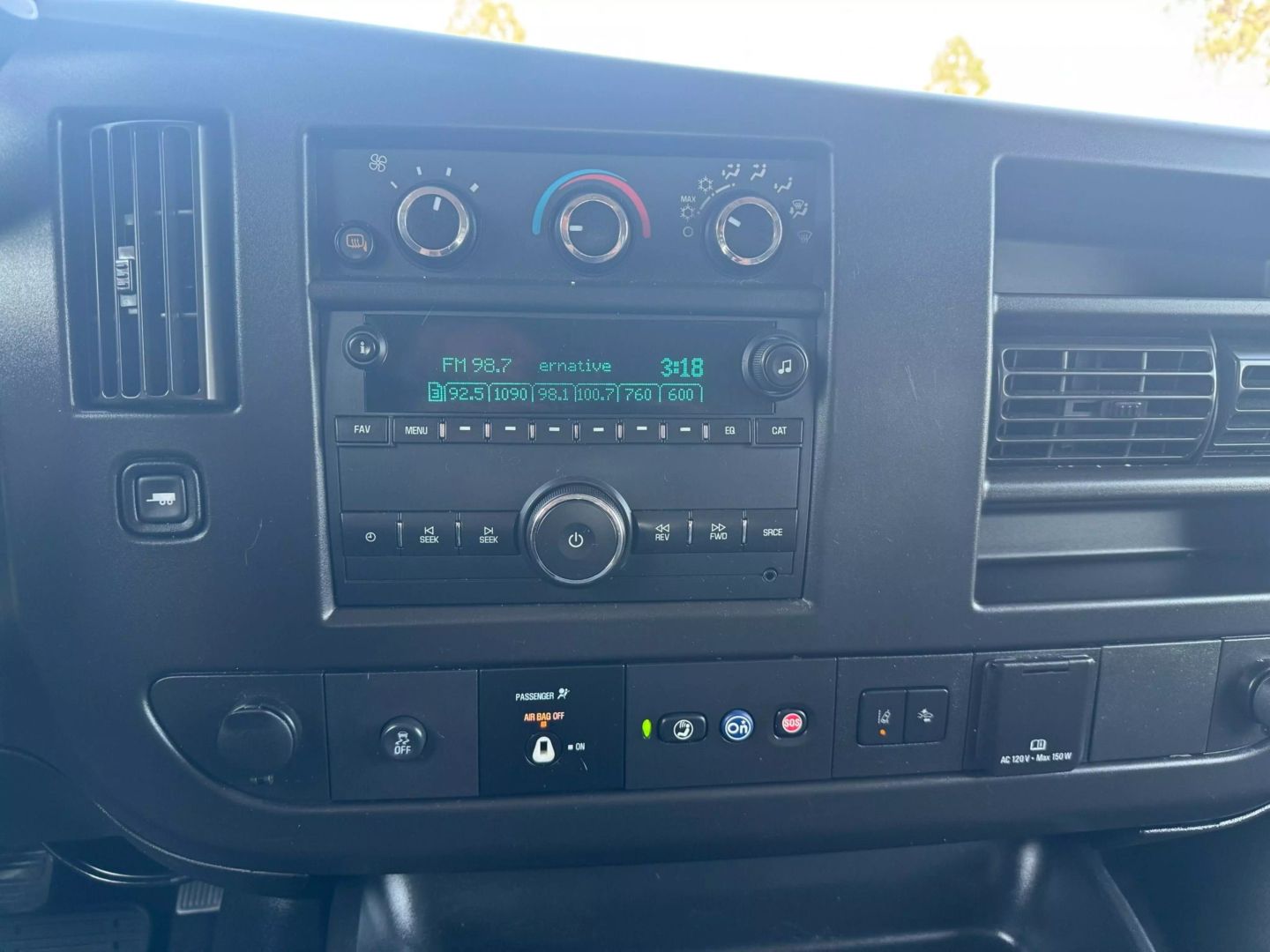 2019 Chevrolet Express Cargo Van photo 16