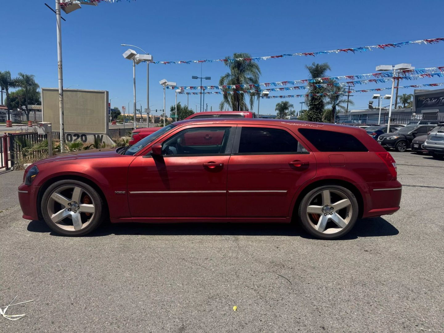 2006 Dodge Magnum SRT8 photo 3