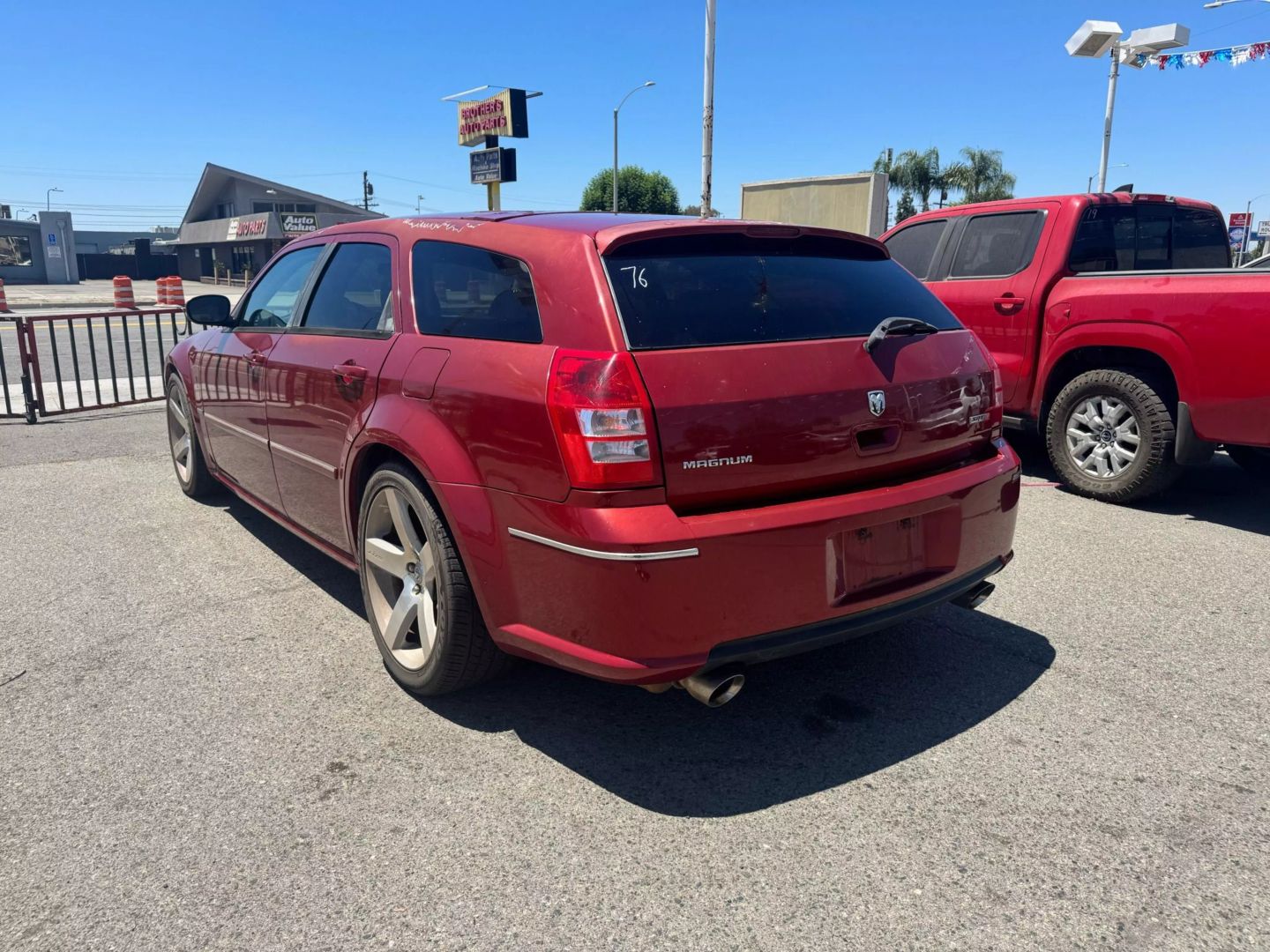 2006 Dodge Magnum SRT8 photo 4