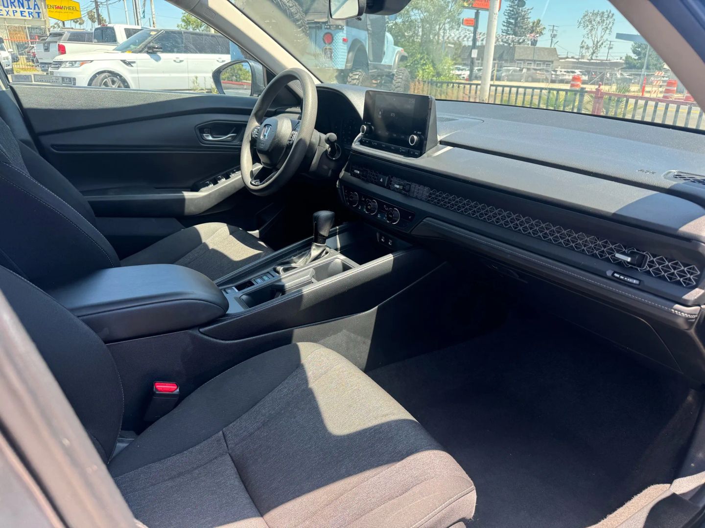 2023 Honda Accord EX photo 12