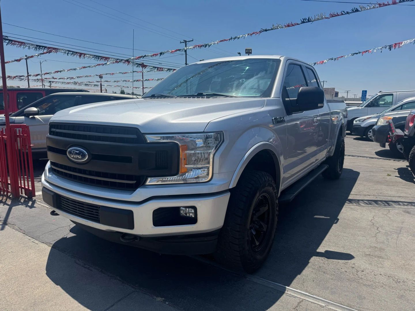 2018 Ford F-150 XLT photo 2