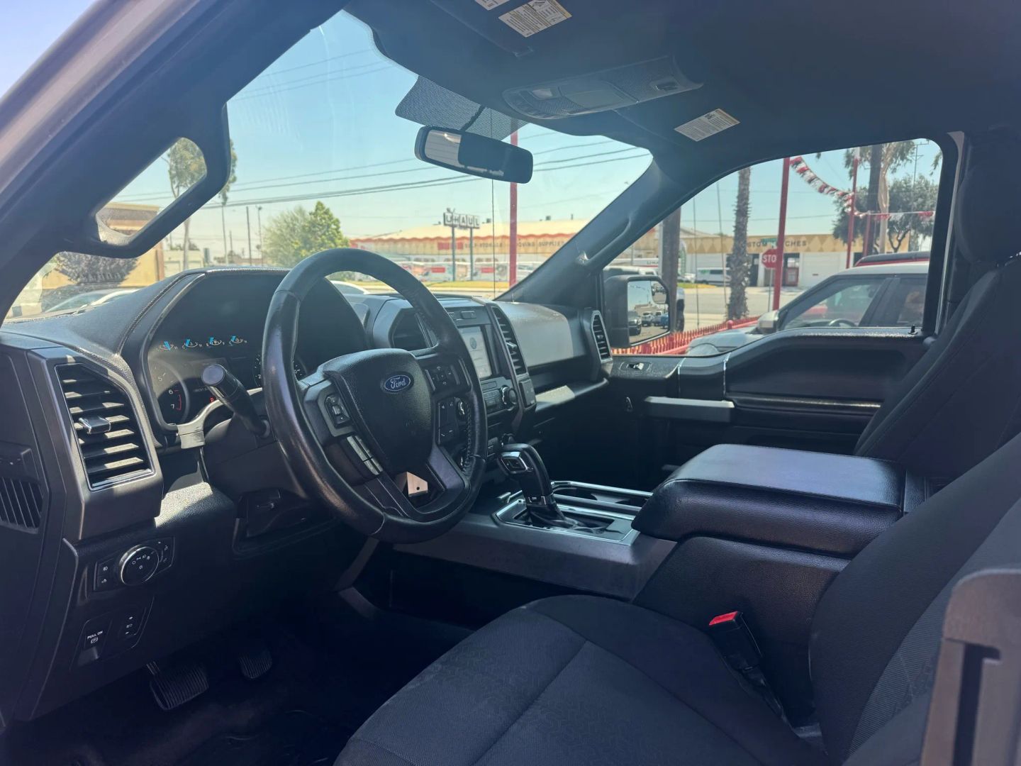 2018 Ford F-150 XLT photo 10