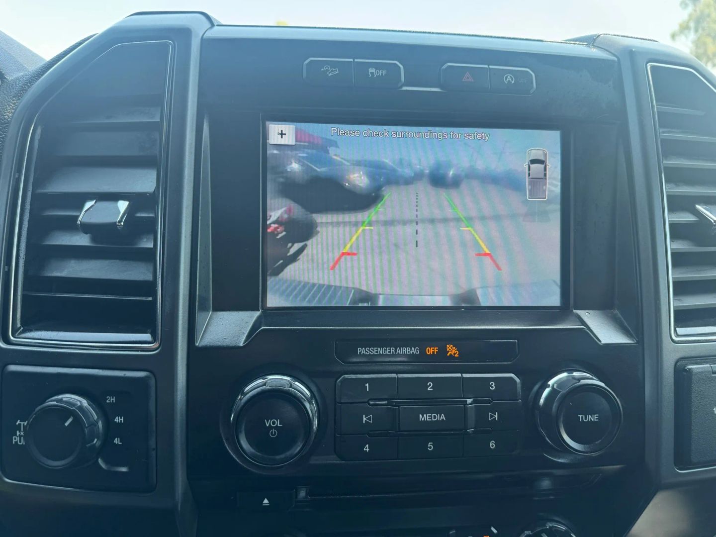 2018 Ford F-150 XLT photo 16