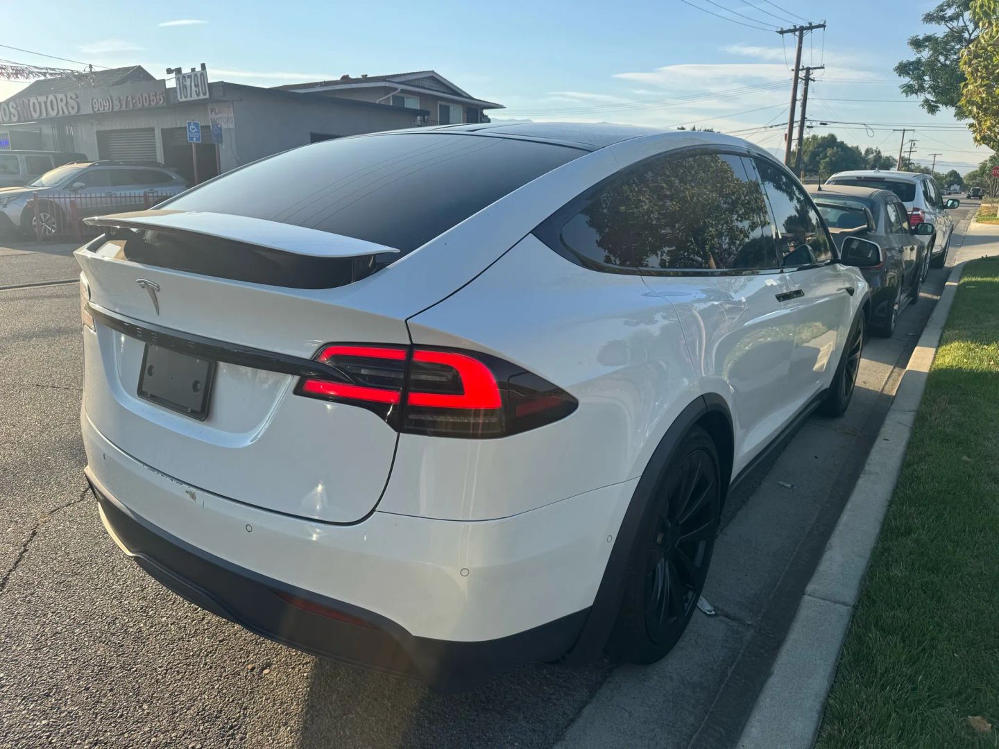 2022 Tesla Model X photo 3