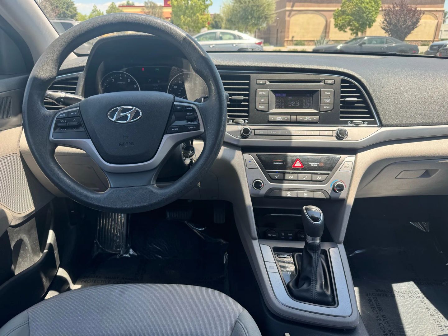 2017 Hyundai Elantra SE photo 14
