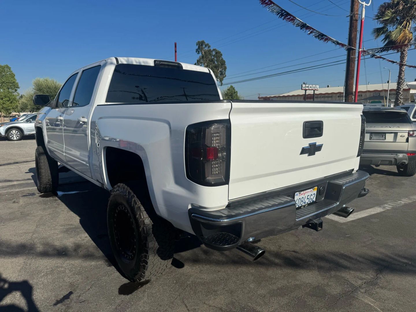 2017 Chevrolet Silverado 1500 LT photo 2