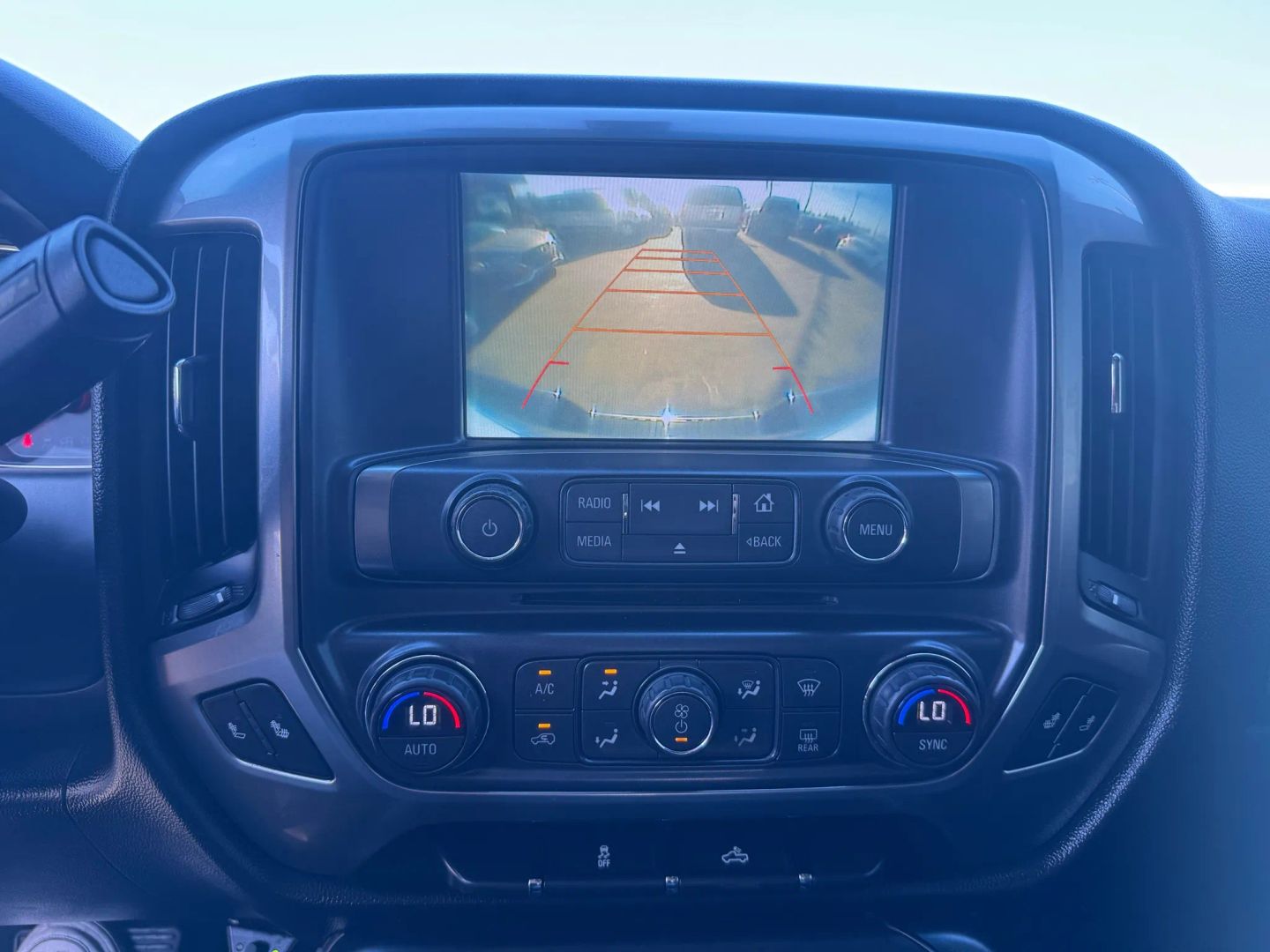 2017 Chevrolet Silverado 1500 LT photo 13