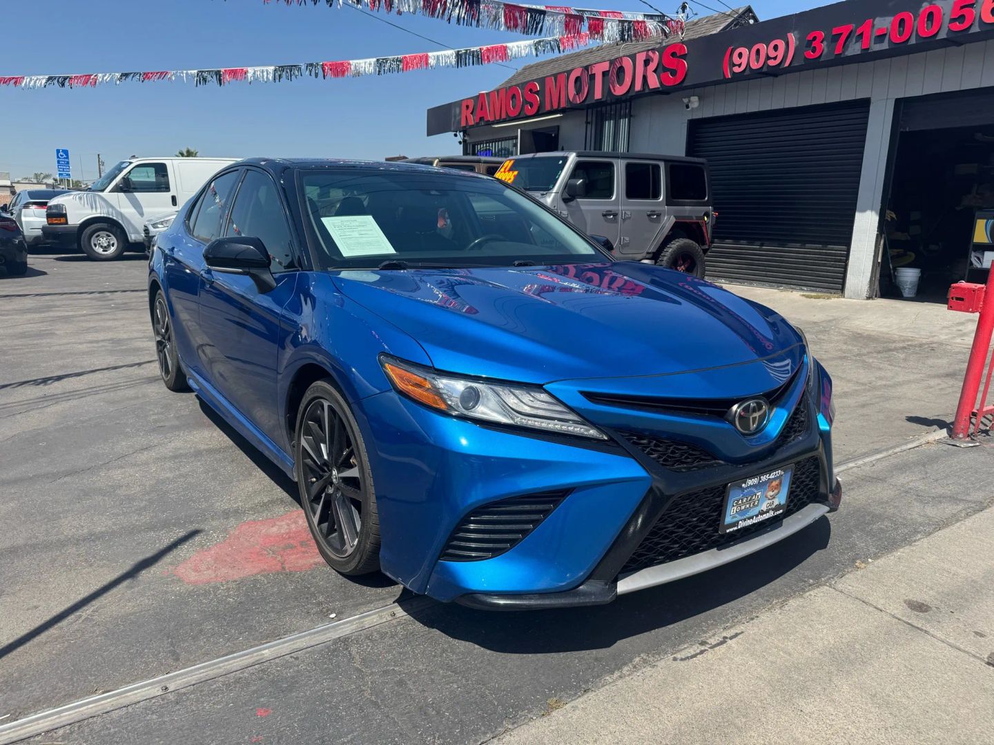 2019 Toyota Camry XSE photo 8