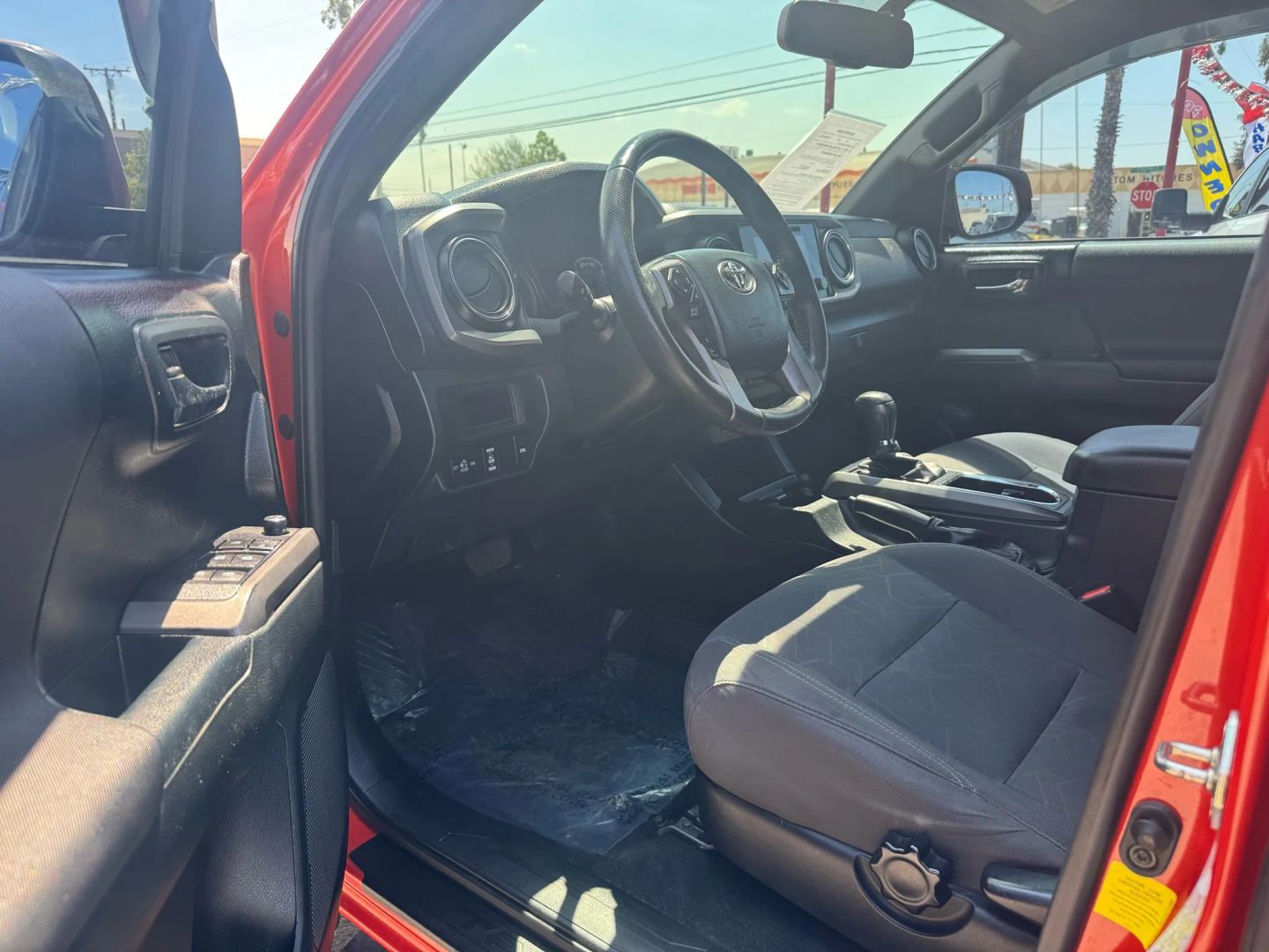 2016 Toyota Tacoma Double Cab V6 TRD photo 10