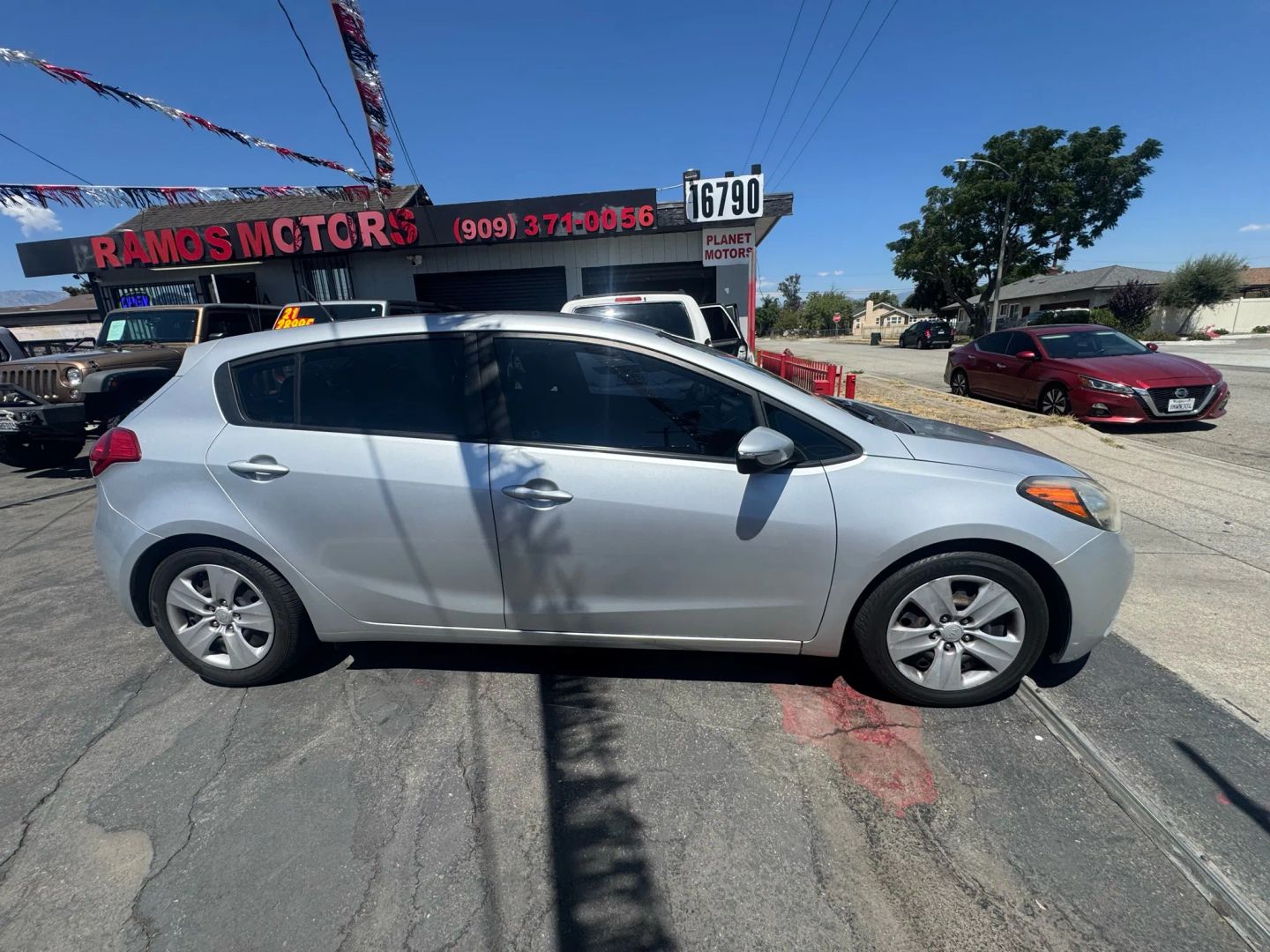 2016 Kia Forte 5-Door LX photo 7